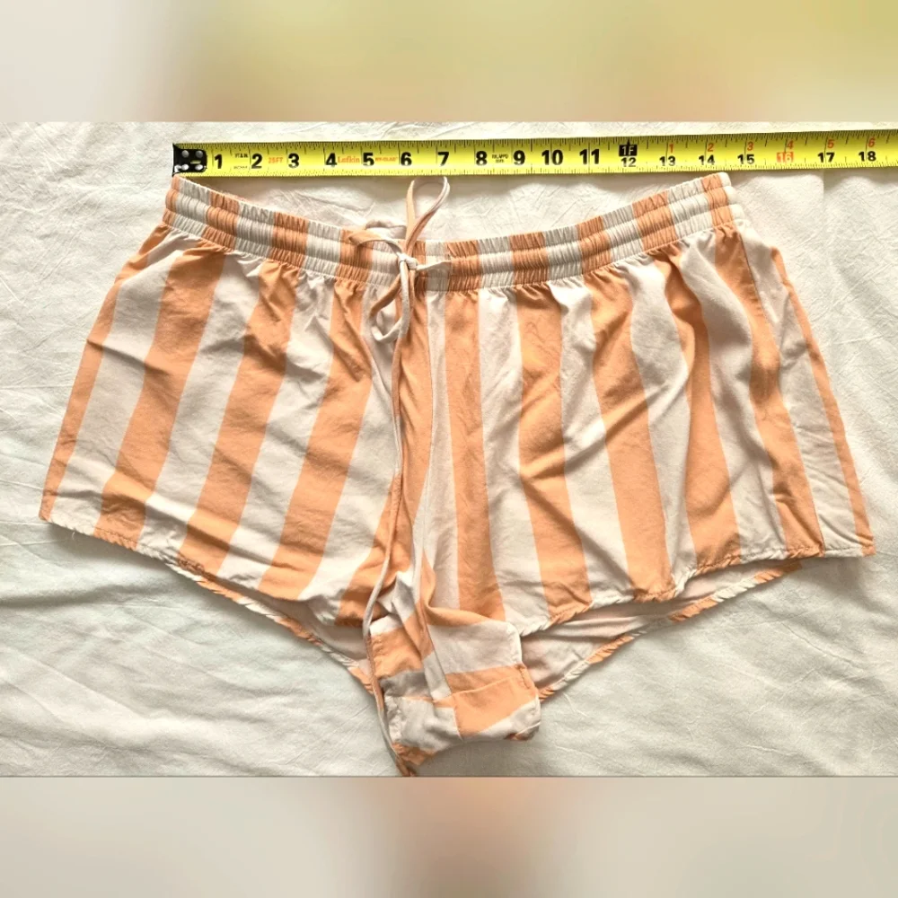 Peach and White Striped Short Pajama Set Size Medium - Picture 8 of 17